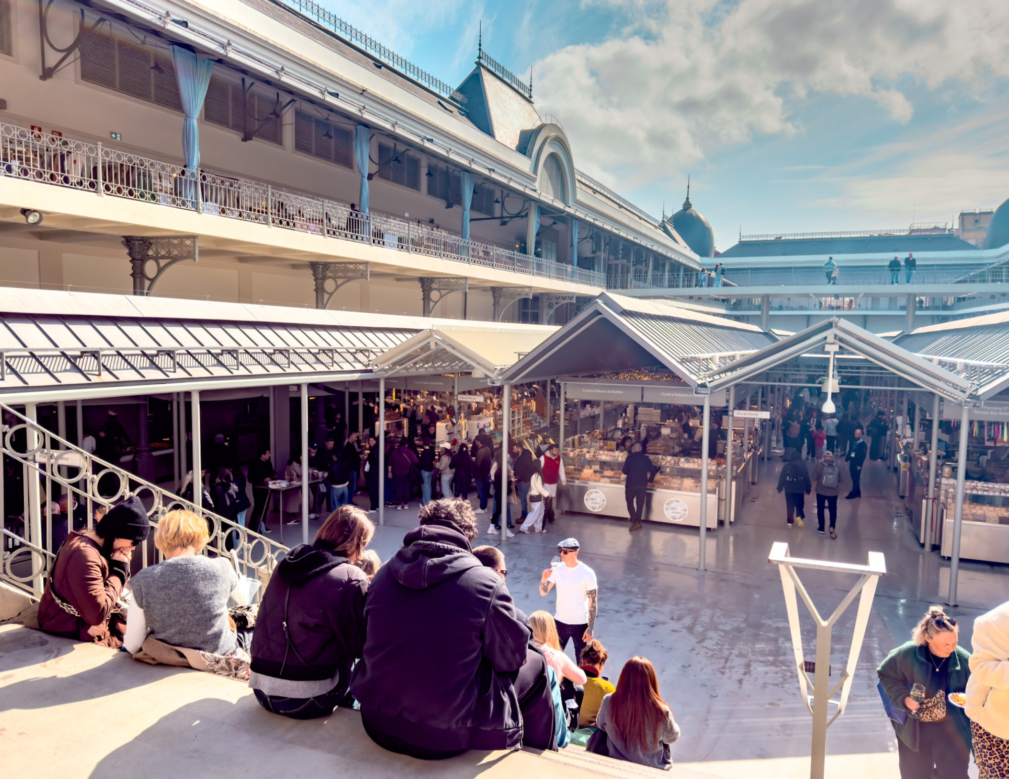 Bolhão Market Porto Guide (9).png